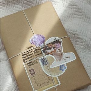 Blind date with a book— booktok book bundle to get